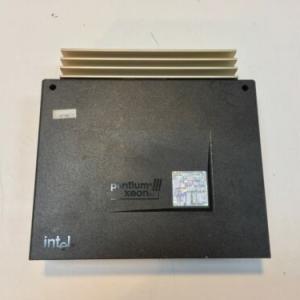 Intel Pentium III Xeon