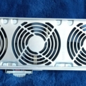 HP Server cooling fan #102207101. Mfg. P/N 50657411. Used. Not Tested.